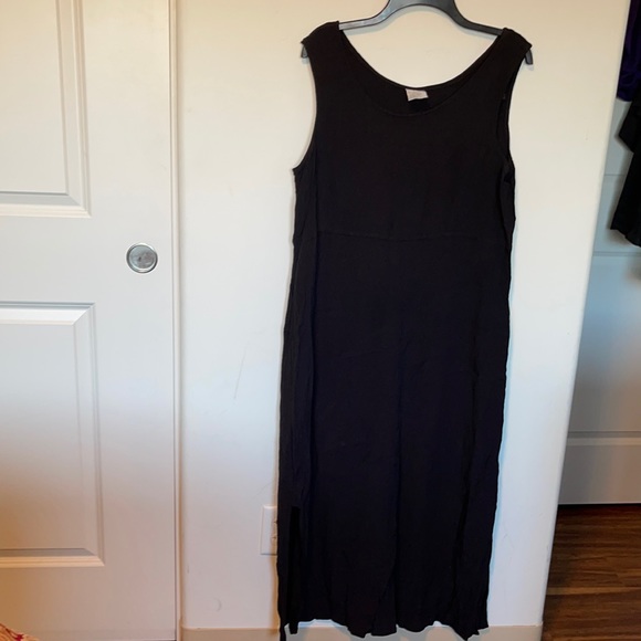 Dresses & Skirts - Dress